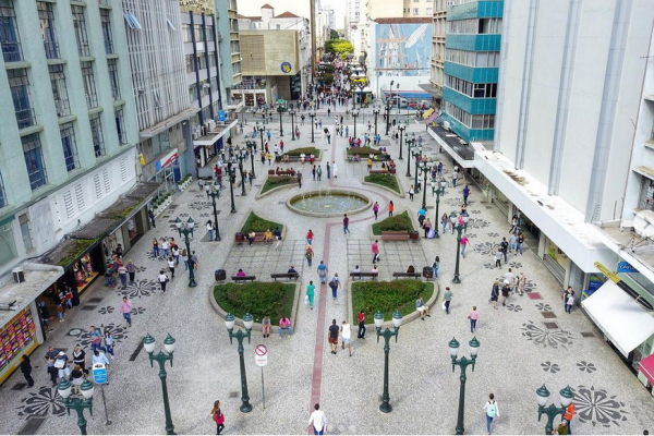 Cresce confiança do comerciante paranaense nos rumos da economia em junho